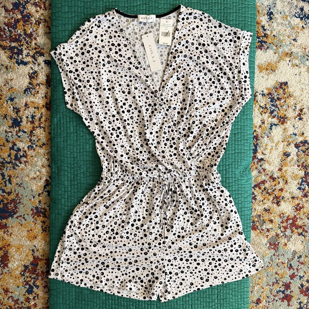 NEW Gilli Black White Polka Dots Short Sleeve Faux Wrap V-Neck Romper Large NWT